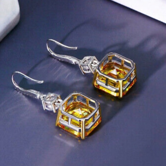 New Sterling silver diamond earrings - Picture 3 of 8